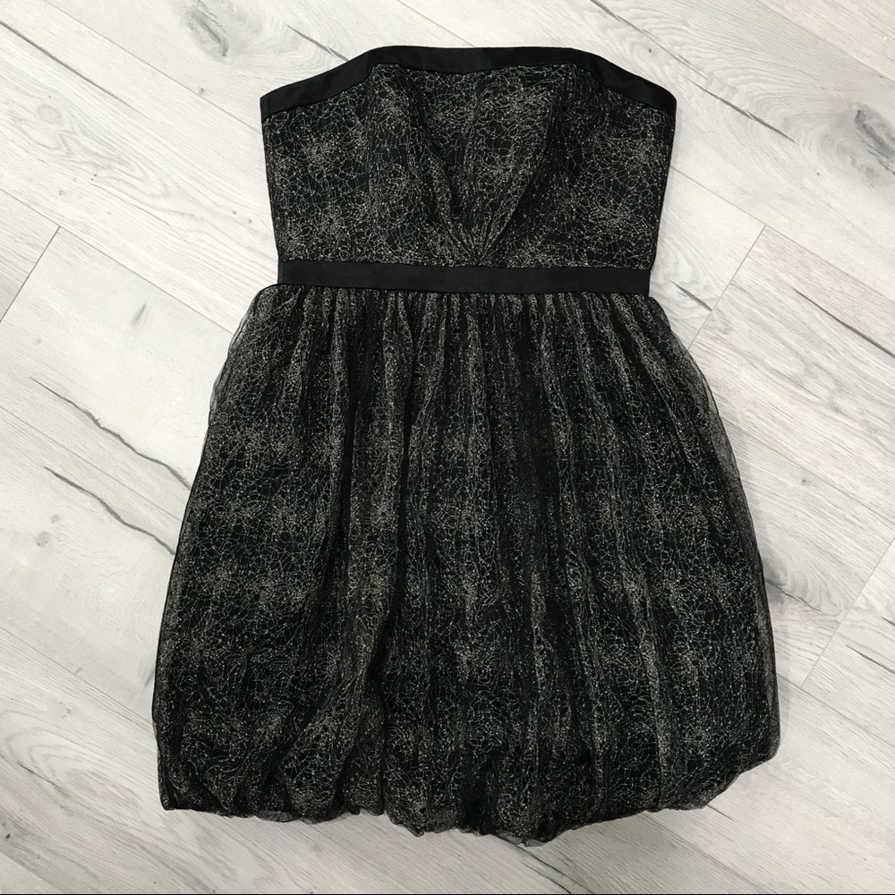 Knee-length lace bubble evening dress, size 10